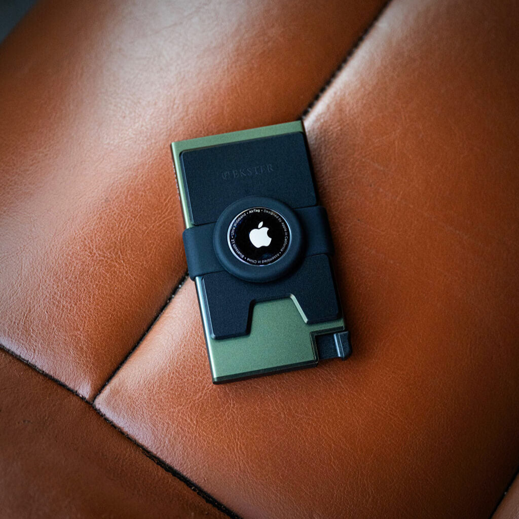 Cardholder for AirTag