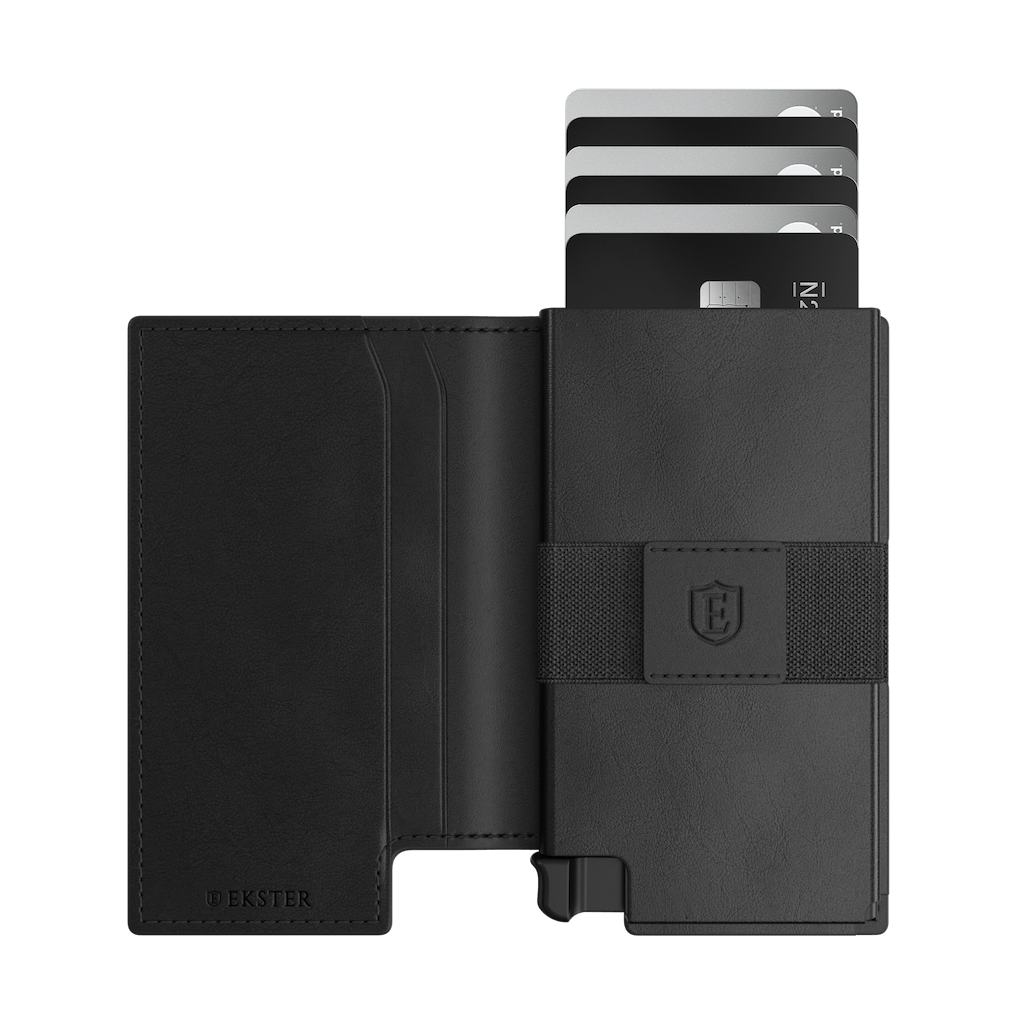 Wallet for AirTag