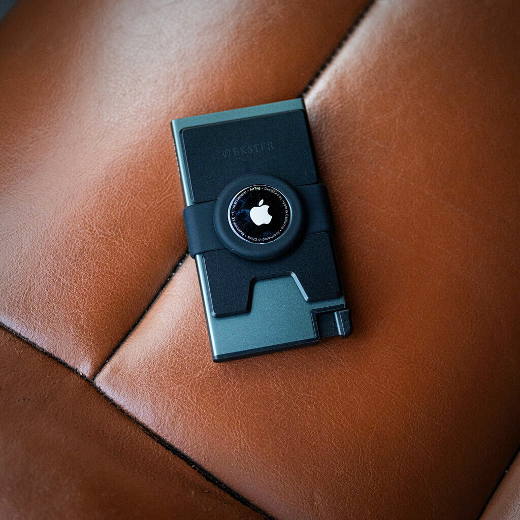 Cardholder for AirTag