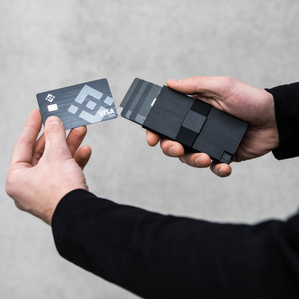 Ekster Cardholder Pro