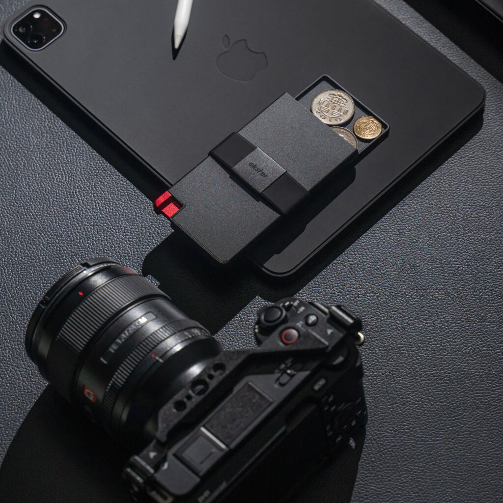 Ekster Cardholder Pro