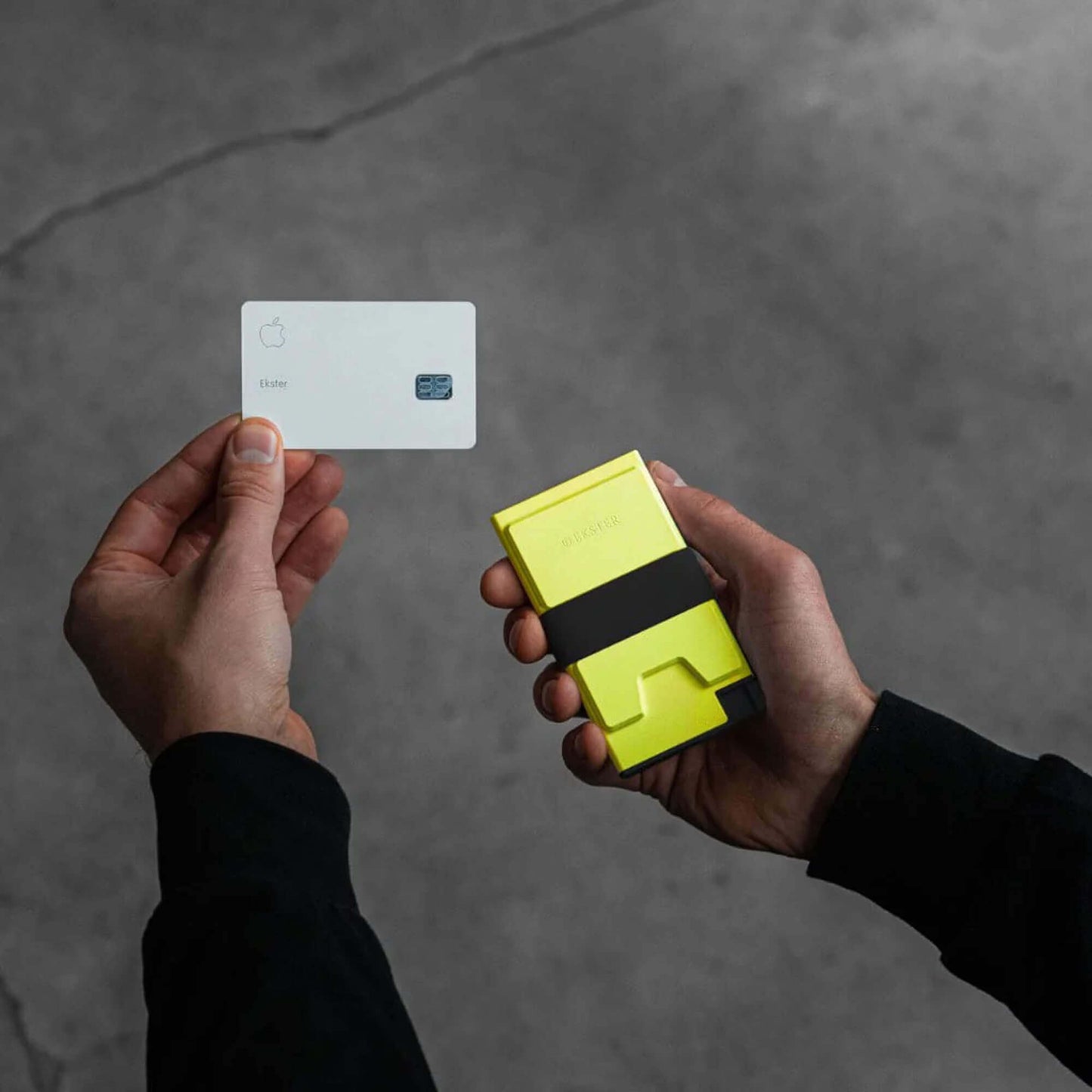 Ekster Cardholder Pro