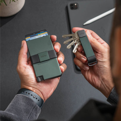 Ekster Cardholder Pro