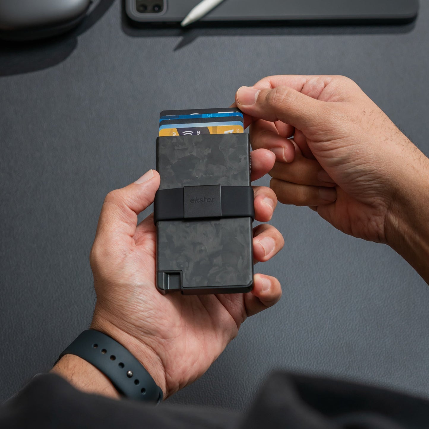 Ekster Cardholder Pro