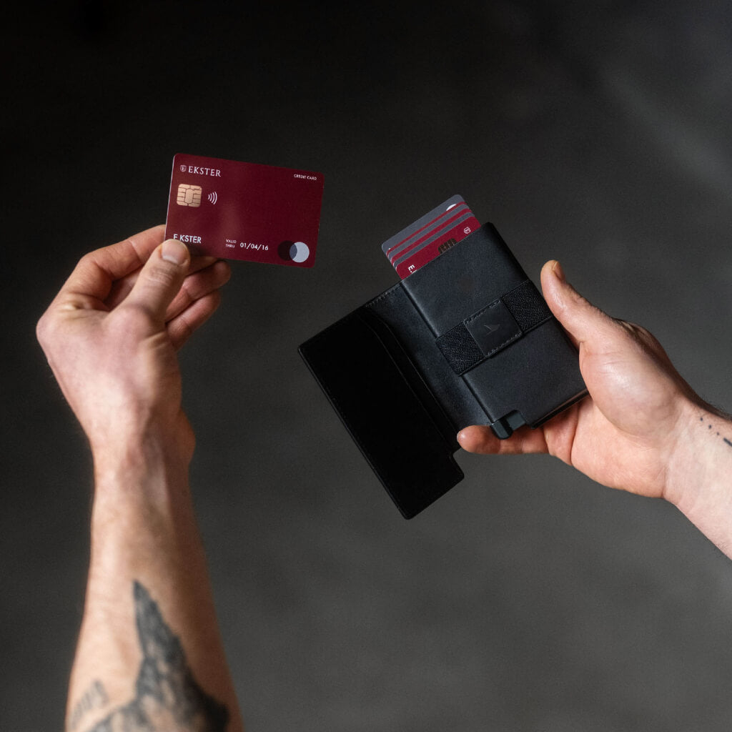 Ekster Wallet Pro